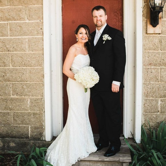 Meet your Posher, Megan - Picture 1 of 1